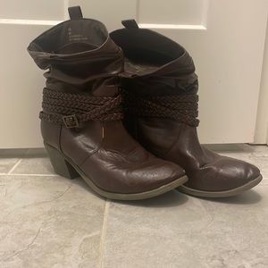 Brown boots